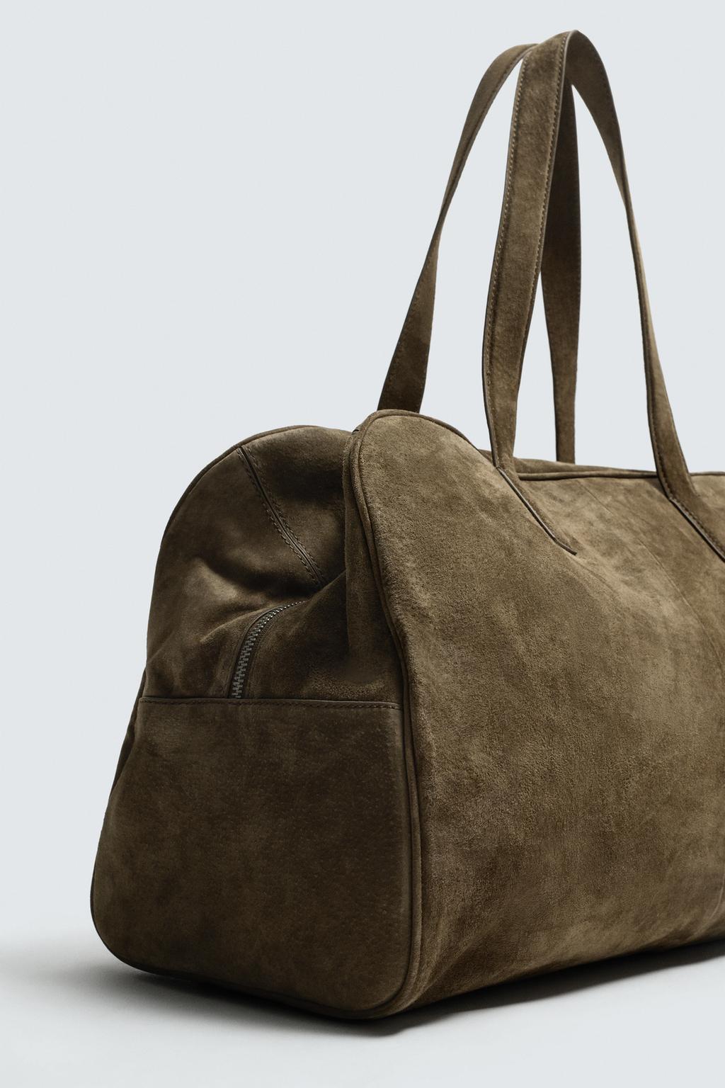 Medium leather travel bag