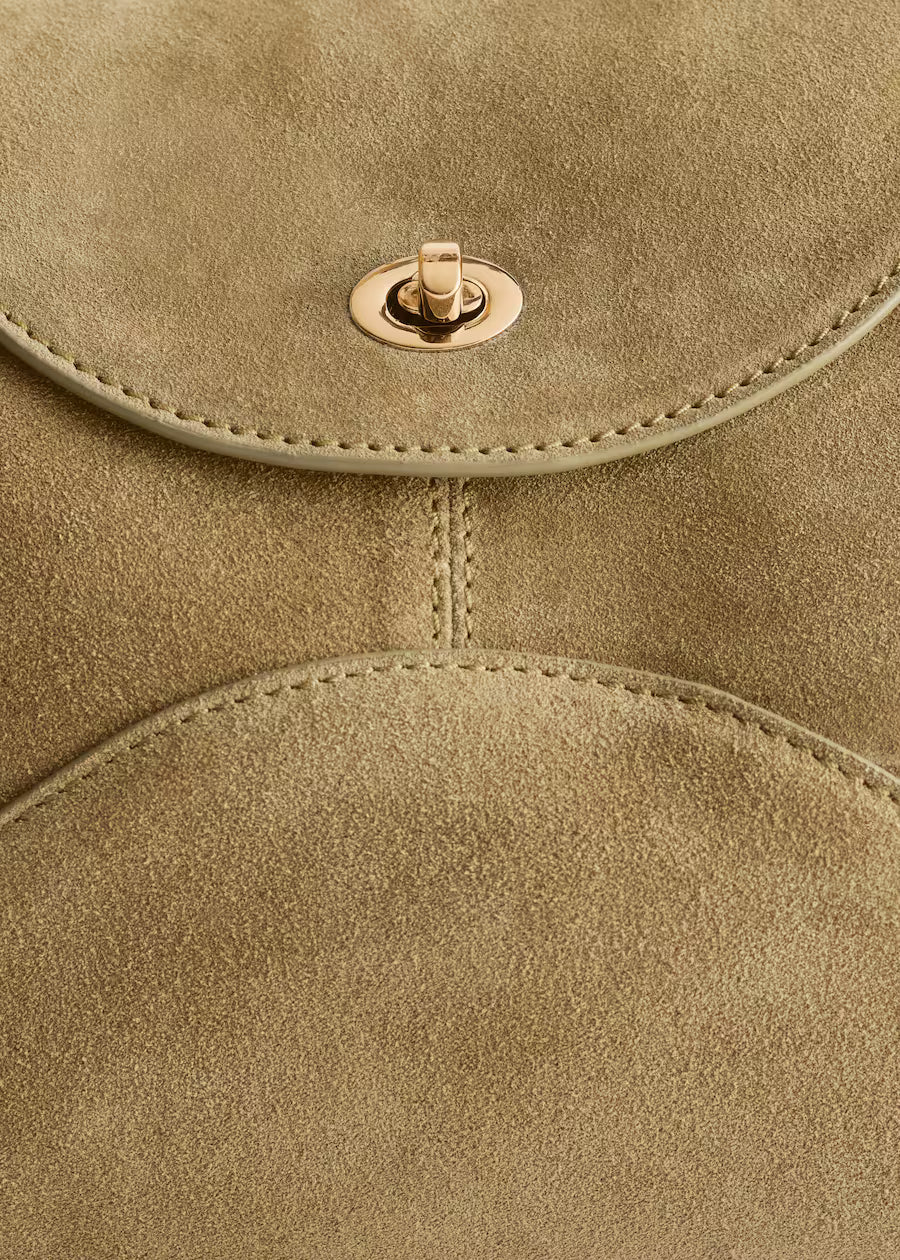 Curved single-shoulder underarm bag